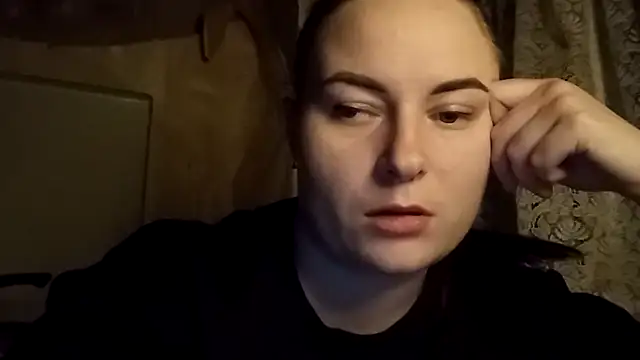ElenaMaeer online show from 17, 2, 2025