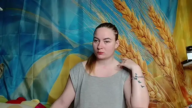Snapshot of ElenaMaeer chatting on 5, 5, 2026 ElenaMaeer online show from 5, 5, 2026