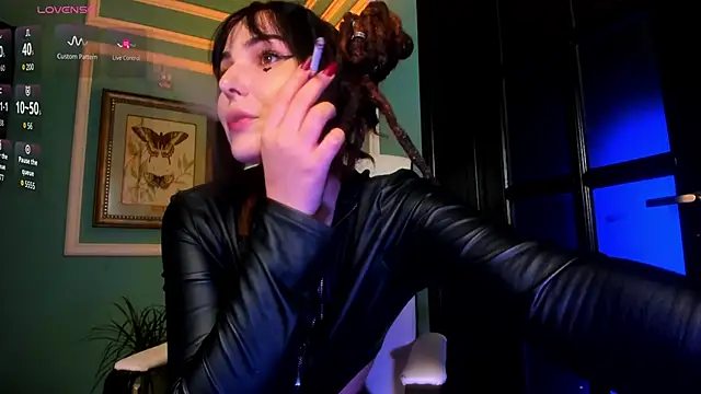 Snapshot of 1Munique chatting on 27, 10, 2025 1Munique online show from 27, 10, 2025