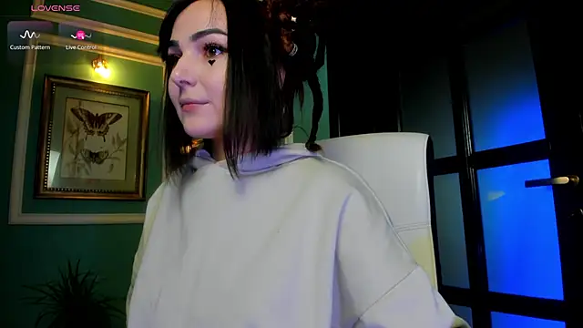 Snapshot of 1Munique chatting on 9, 10, 2025 1Munique online show from 9, 10, 2025