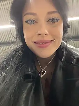 Snapshot of Melissa_crazy chatting on 21, 12, 2024 Melissa crazy online show from 21, 12, 2024