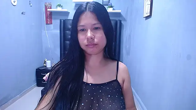 Letty Plugxo online show from 28, 2, 2026