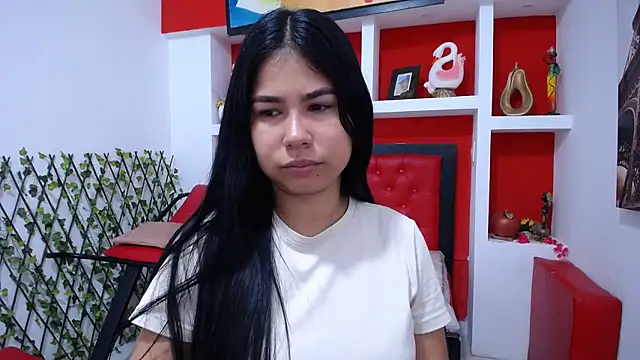 Letty Plugxo online show from 11, 1, 2026