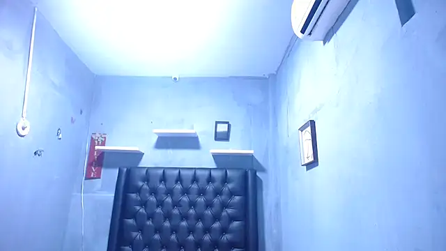 Letty Plugxo online show from 18, 2, 2026