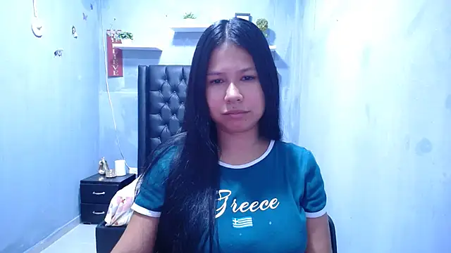 Letty Plugxo online show from 7, 5, 2026