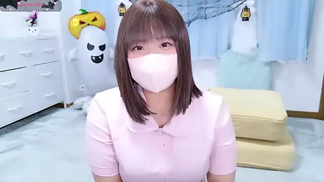 Snapshot of _mirai0917 chatting on 25, 10, 2025 mirai0917 online show from 25, 10, 2025