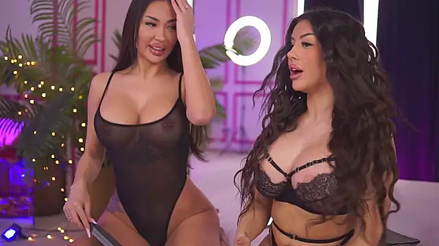 MissMooon online show from 27, 2, 2025