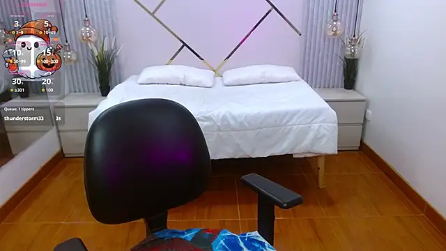 LenaRoses online show from 23, 10, 2025