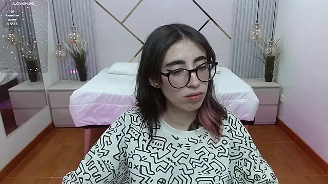LenaRoses online show from 15, 9, 2025