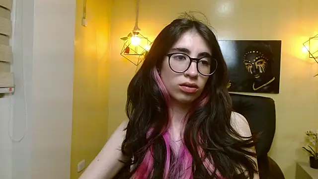LenaRoses online show from 4, 3, 2025