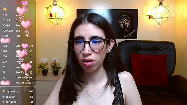 LenaRoses online show from 4, 12, 2024