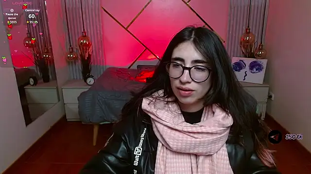 Snapshot of LenaRoses chatting on 18, 6, 2026 LenaRoses online show from 18, 6, 2026