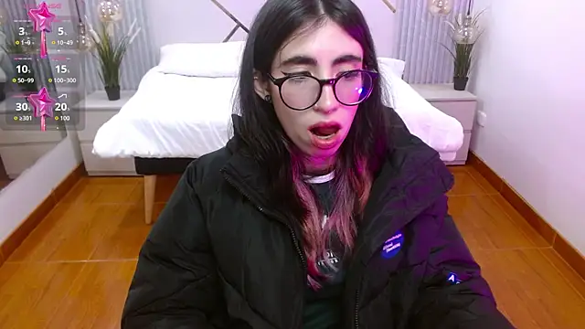 LenaRoses online show from 12, 11, 2025