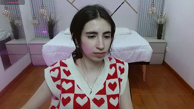 LenaRoses online show from 26, 9, 2025
