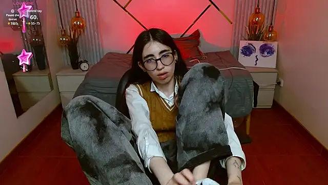 LenaRoses online show from 13, 4, 2026