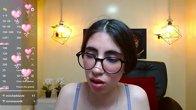 LenaRoses online show from 6, 12, 2024