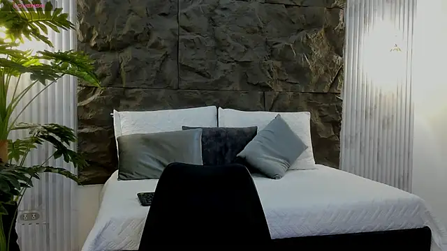 Snapshot of alice_greco chatting on 6, 7, 2026 alice greco online show from 6, 7, 2026