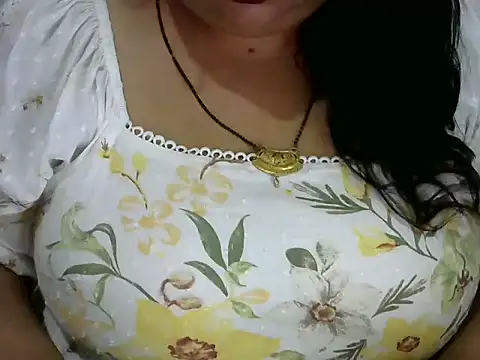 Snapshot of dramebaz_queen chatting on 4, 5, 2026 dramebaz queen online show from 4, 5, 2026