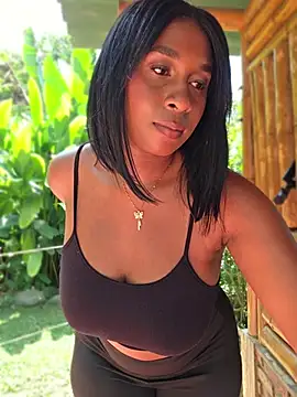 HanaThompson online show from 25, 6, 2026