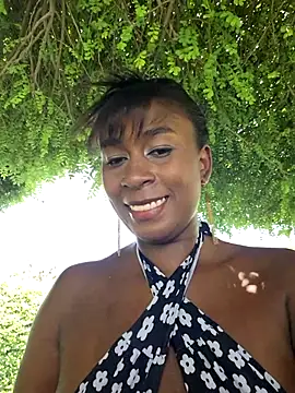 HanaThompson online show from 19, 3, 2025