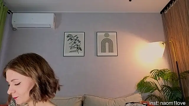 Snapshot of Naomi_Girly chatting on 13, 6, 2026 Naomi Girly online show from 13, 6, 2026