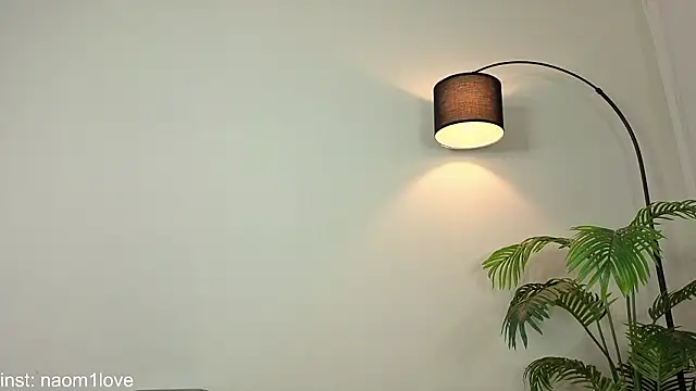 Naomi Girly online show from 22, 3, 2026