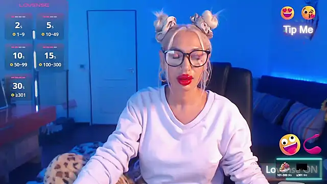 beauty chl0e online show from 5, 10, 2025