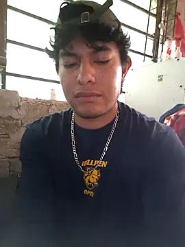 Snapshot of GusssHOT chatting on 16, 10, 2025 GusssHOT online show from 16, 10, 2025