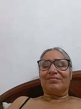 Snapshot of _candi chatting on 18, 7, 2026 candi online show from 18, 7, 2026