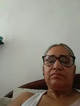 Snapshot of _candi chatting on 19, 6, 2026 candi online show from 19, 6, 2026