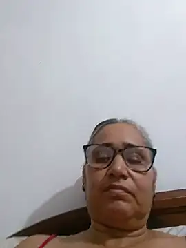 Snapshot of _candi chatting on 2, 7, 2026 candi online show from 2, 7, 2026