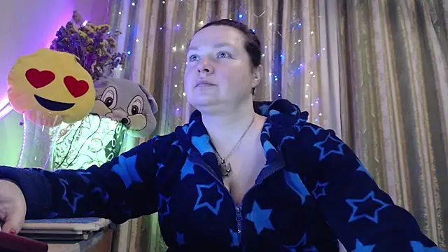 amorelara online show from 9, 4, 2026