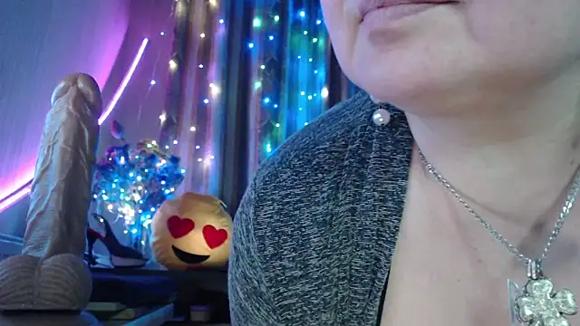 Snapshot of amorelara chatting on 19, 5, 2026 amorelara online show from 19, 5, 2026