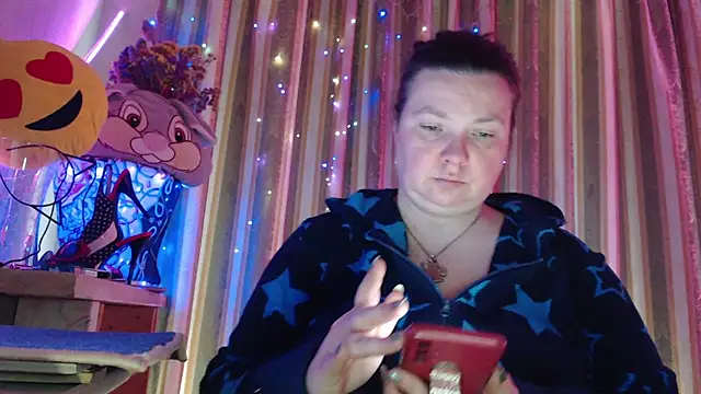 Snapshot of amorelara chatting on 29, 4, 2026 amorelara online show from 29, 4, 2026