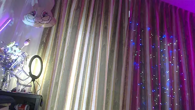Snapshot of amorelara chatting on 12, 7, 2026 amorelara online show from 12, 7, 2026
