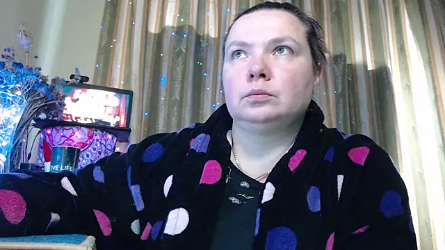 amorelara online show from 1, 2, 2026