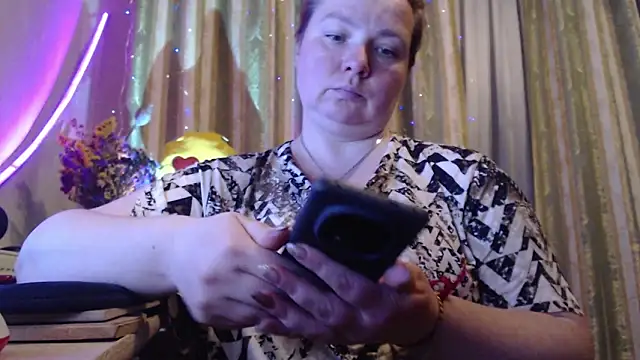 Snapshot of amorelara chatting on 7, 6, 2026 amorelara online show from 7, 6, 2026