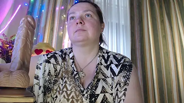 Snapshot of amorelara chatting on 10, 6, 2026 amorelara online show from 10, 6, 2026