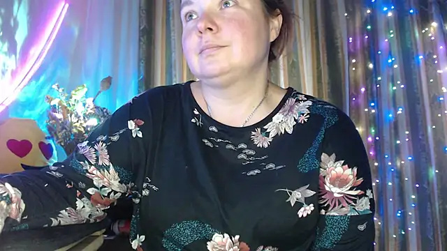 Snapshot of amorelara chatting on 13, 7, 2026 amorelara online show from 13, 7, 2026