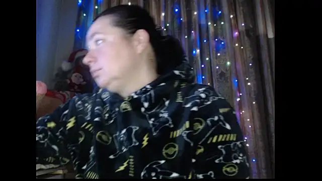 amorelara online show from 15, 12, 2025