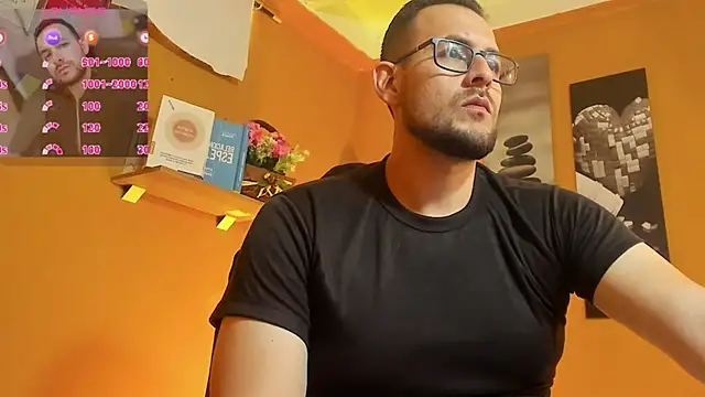 Snapshot of Jerry_hot1 chatting on 11, 11, 2025 Jerry hot1 online show from 11, 11, 2025