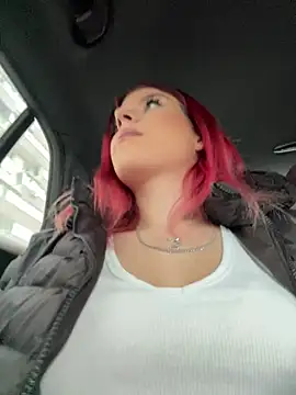 RiriRoseey online show from 5, 2, 2026