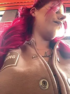 RiriRoseey online show from 14, 4, 2026