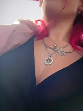 RiriRoseey online show from 18, 12, 2025