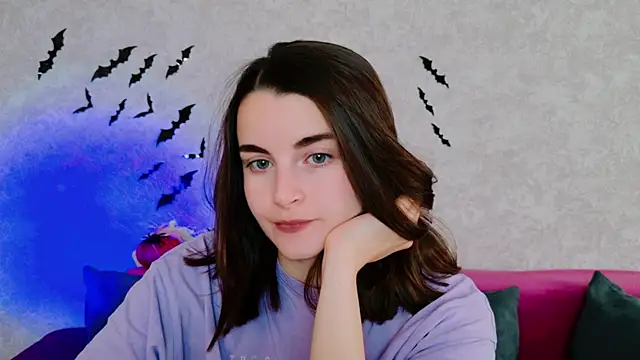 Snapshot of Miss_Arwen chatting on 21, 10, 2025 Miss Arwen online show from 21, 10, 2025