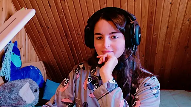 Snapshot of Miss_Arwen chatting on 27, 2, 2026 Miss Arwen online show from 27, 2, 2026