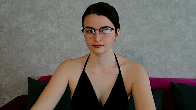 Snapshot of Miss_Arwen chatting on 3, 12, 2025 Miss Arwen online show from 3, 12, 2025