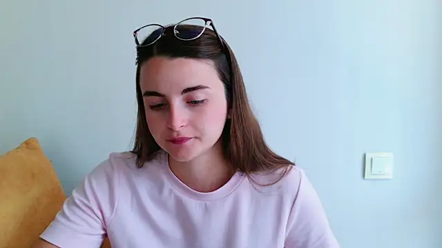 Snapshot of Miss_Arwen chatting on 1, 7, 2026 Miss Arwen online show from 1, 7, 2026
