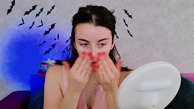 Snapshot of Miss_Arwen chatting on 27, 10, 2025 Miss Arwen online show from 27, 10, 2025