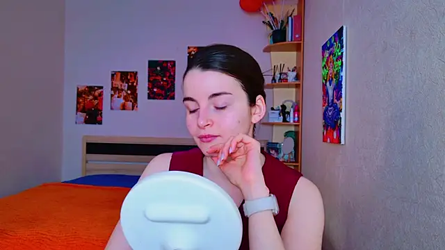 Miss Arwen online show from 3, 3, 2025
